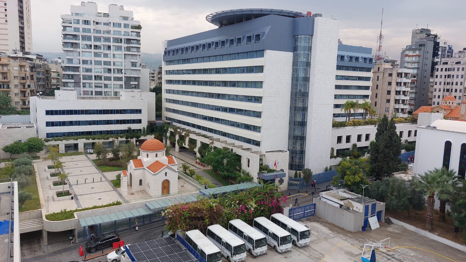 SAINT GEORGE HOSPITAL GF LANDSCAPE — Achrafieh