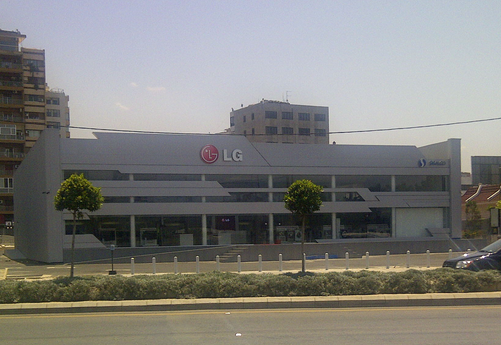 LG SHOWROOM — DORA, BEIRUT